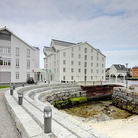 Thon Hotel Kristiansund Exterior photo